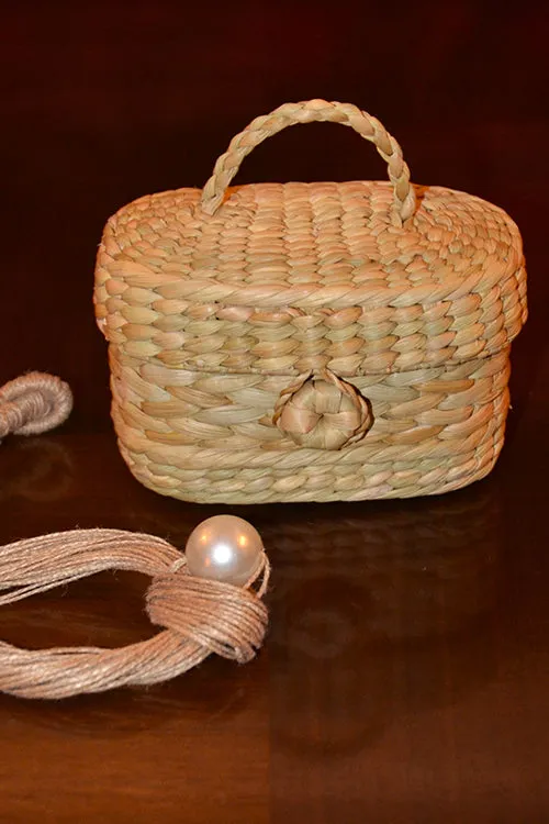 Dharini Kauna Oval Trinket & Gift Box Small