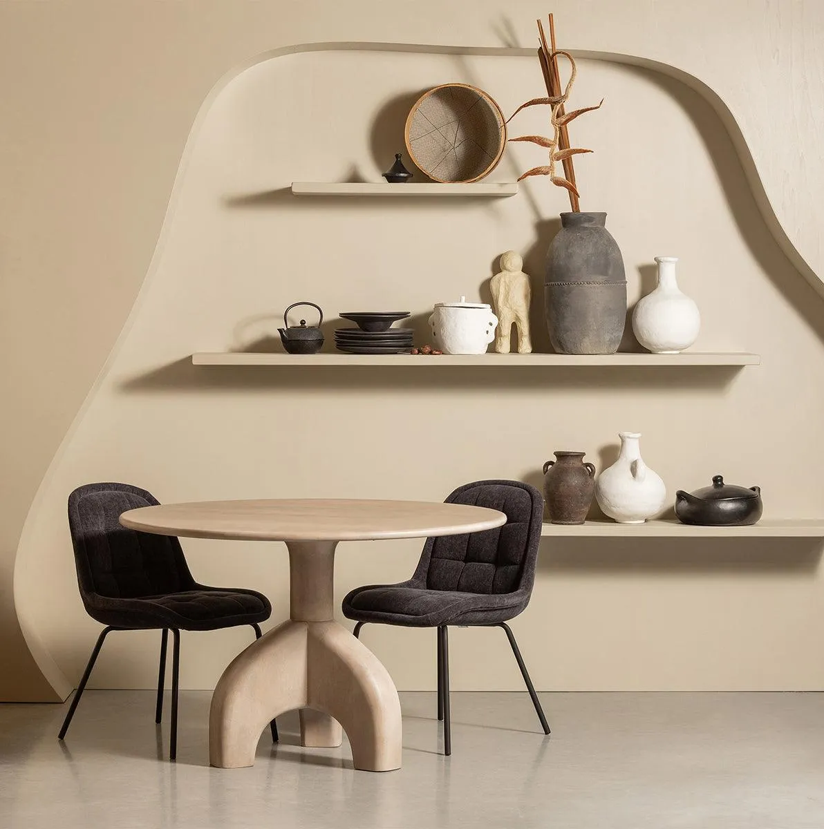 Smooth Natural Mango Wood Dining Table