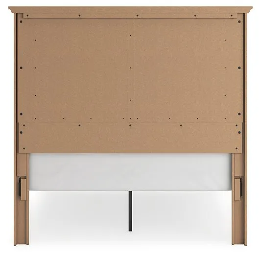 Yarbeck Bedroom Package